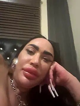 Lovermolls online show from February 2026 11:58:02 PM