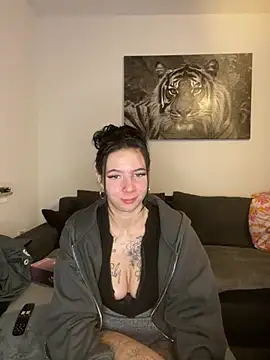 Snapshot of zoeelovee chatting on February 2026 06:34:02 PM zoeelovee online show from February 2026 06:34:02 PM