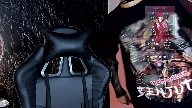 YuuMiko online show from March 2026 12:21:02 PM