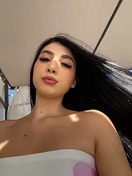 BadLilAngelXXX online show from May 2026 01:07:02 PM