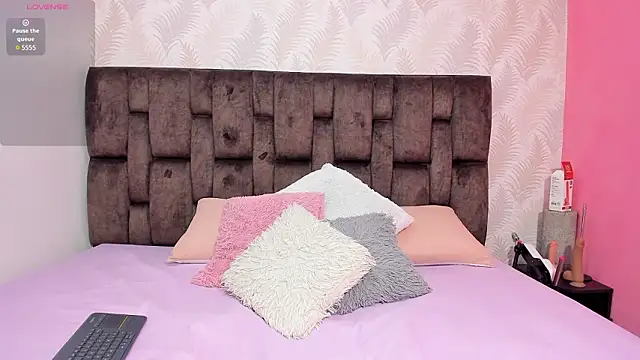 Snapshot of Kataleya_Lopezz chatting on March 2026 01:35:02 PM Kataleya Lopezz online show from March 2026 01:35:02 PM