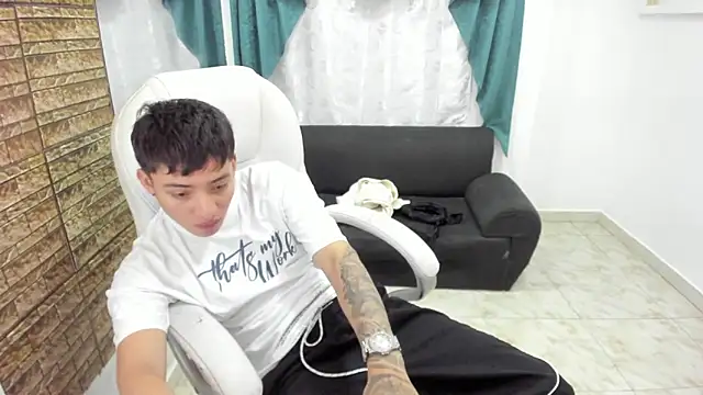 Snapshot of Wesleey-Boy chatting on February 2026 06:14:01 PM Wesleey-Boy online show from February 2026 06:14:01 PM