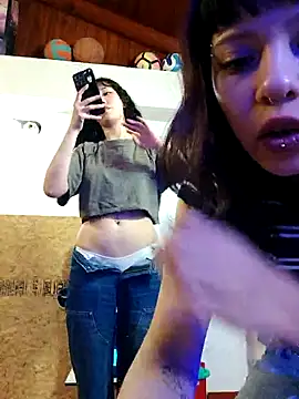 Snapshot of Liliith7 chatting on April 2026 03:59:02 AM Liliith7 online show from April 2026 03:59:02 AM