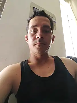 Snapshot of Santiago_vnz chatting on February 2026 03:19:01 PM Santiago vnz online show from February 2026 03:19:01 PM