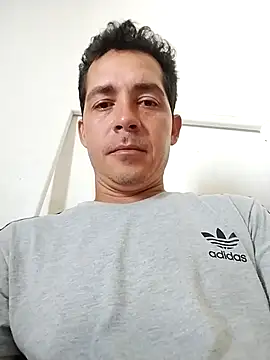 Snapshot of Santiago_vnz chatting on February 2026 06:48:01 PM Santiago vnz online show from February 2026 06:48:01 PM