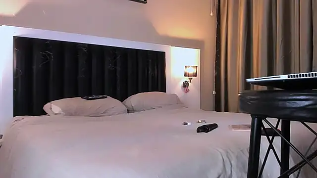 Snapshot of marrena_a chatting on March 2026 10:32:01 AM marrena a online show from March 2026 10:32:01 AM