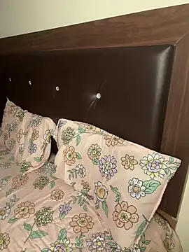 Snapshot of KavyaCurves chatting on February 2026 03:23:01 PM KavyaCurves online show from February 2026 03:23:01 PM