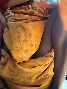 Snapshot of Sweet-runi chatting on February 2026 03:44:02 AM Sweet-runi online show from February 2026 03:44:02 AM