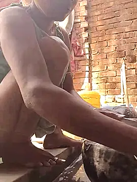 Snapshot of Sweet-runi chatting on March 2026 04:40:02 AM Sweet-runi online show from March 2026 04:40:02 AM