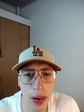 Snapshot of Emmanuel_Lust chatting on February 2026 12:16:01 PM Emmanuel Lust online show from February 2026 12:16:01 PM