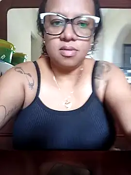 Snapshot of Mineirasafada2026 chatting on February 2026 06:19:01 PM Mineirasafada2026 online show from February 2026 06:19:01 PM