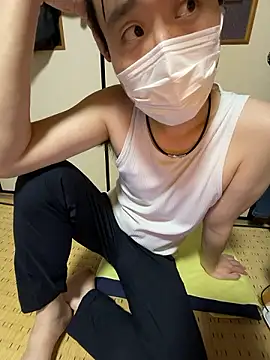 shizuku-kun211 online show from April 2026 12:42:01 PM