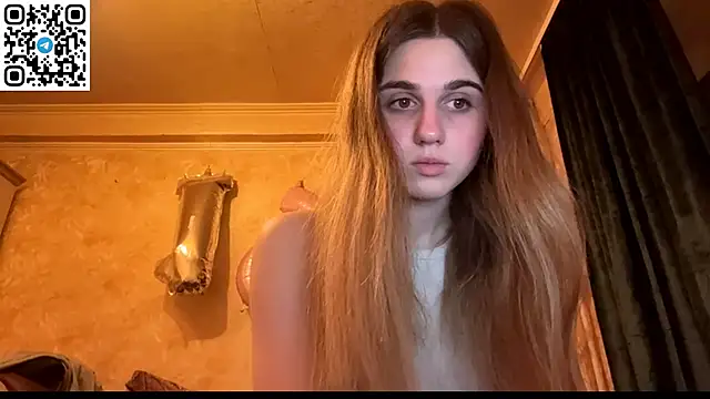 Snapshot of LovelySilk_63 chatting on May 2026 06:36:01 PM LovelySilk 63 online show from May 2026 06:36:01 PM