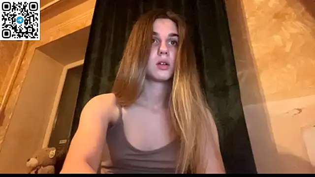 Snapshot of LovelySilk_63 chatting on May 2026 07:10:02 PM LovelySilk 63 online show from May 2026 07:10:02 PM