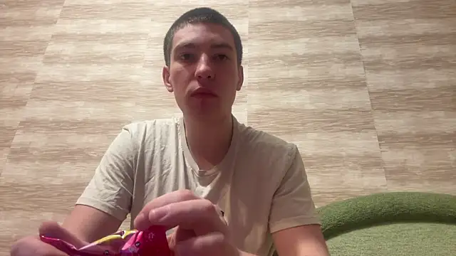 Snapshot of MoonlightVera chatting on February 2026 08:32:01 PM MoonlightVera online show from February 2026 08:32:01 PM