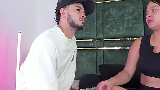 Snapshot of GaelyCoral chatting on February 2026 11:00:02 AM GaelyCoral online show from February 2026 11:00:02 AM