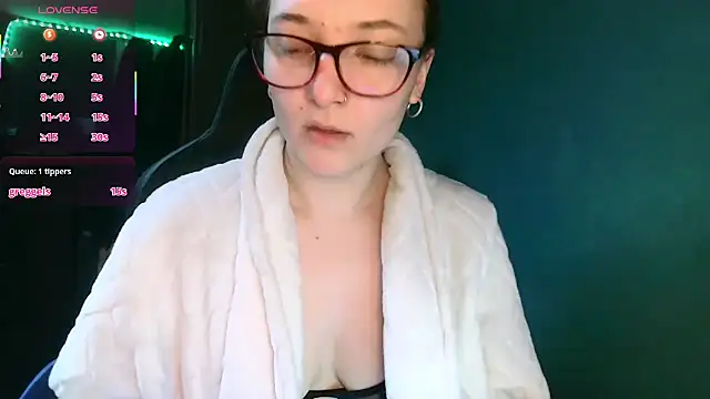 Snapshot of JadeAlexis403 chatting on February 2026 07:43:02 AM JadeAlexis403 online show from February 2026 07:43:02 AM