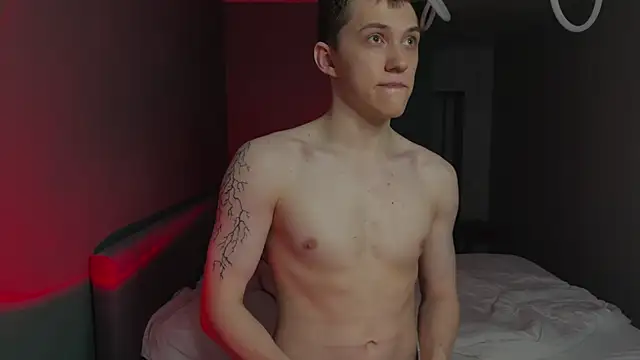 cronck52 online show from February 2026 10:43:02 PM