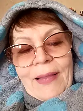 SophieBurns online show from March 2026 10:06:01 AM