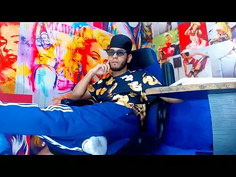 warmNoah online show from April 2026 06:31:02 PM