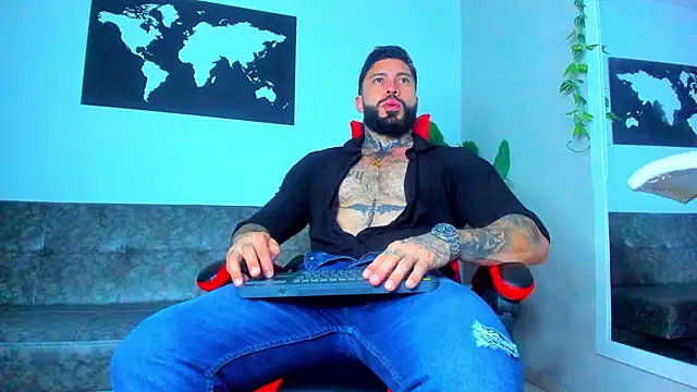 Snapshot of Alessrose chatting on February 2026 07:35:01 PM Alessrose online show from February 2026 07:35:01 PM