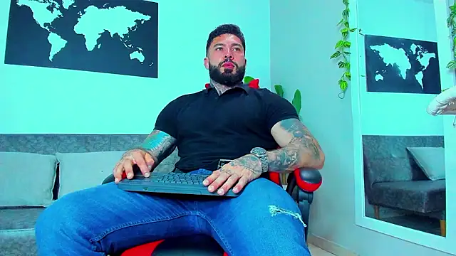 Alessrose online show from March 2026 03:33:01 PM