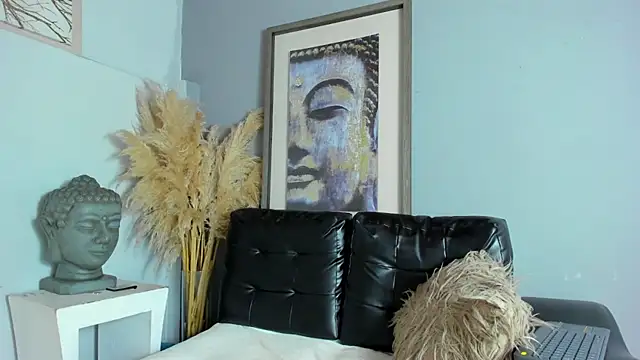 Snapshot of CloeCastillo chatting on February 2026 03:58:01 AM CloeCastillo online show from February 2026 03:58:01 AM