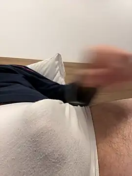 Snapshot of PeneSpessoUncut chatting on February 2026 10:07:01 PM PeneSpessoUncut online show from February 2026 10:07:01 PM