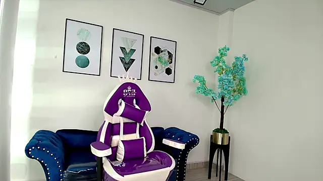 Alanna  scott online show from March 2026 04:06:02 AM