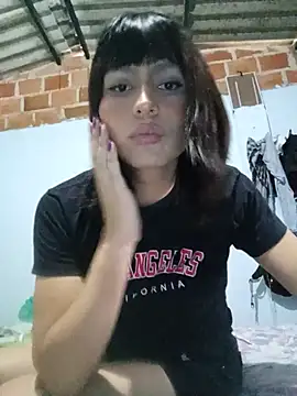 Snapshot of lucyscay_ chatting on May 2026 10:15:02 PM lucyscay online show from May 2026 10:15:02 PM