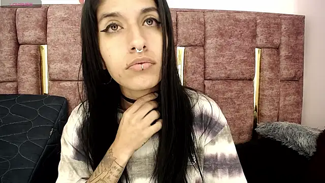 FRANCESCA LOVE  online show from July 2026 11:58:02 AM