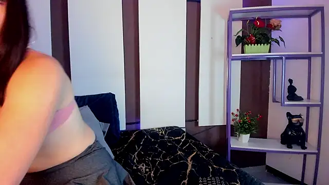 Snapshot of Nahomii__Doll chatting on February 2026 07:21:02 PM Nahomii Doll online show from February 2026 07:21:02 PM