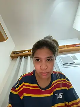 Avery 69 online show from February 2026 11:36:02 AM