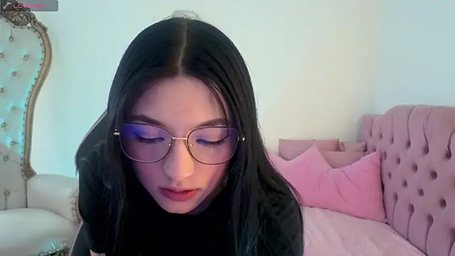 Snapshot of MAHYRA_TAY chatting on July 2026 07:18:02 PM MAHYRA TAY online show from July 2026 07:18:02 PM