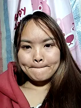 Snapshot of Luminana chatting on February 2026 01:06:02 AM Luminana online show from February 2026 01:06:02 AM