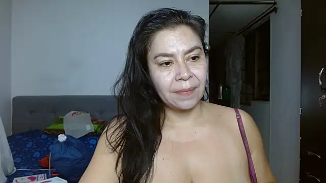 Karo sexy online show from December 2025 06:08:02 AM