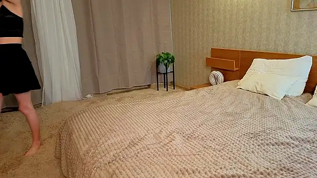 NikkyBee  online show from February 2026 08:07:02 AM