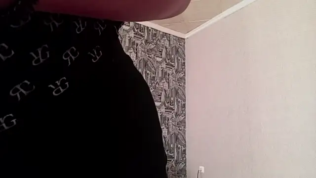 Snapshot of AnnettaBelsito chatting on May 2026 12:10:02 PM AnnettaBelsito online show from May 2026 12:10:02 PM