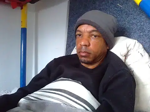 lavelle26 online show from April 2026 07:36:02 AM