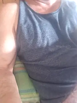 Snapshot of RocoGrueso chatting on February 2026 11:35:02 AM RocoGrueso online show from February 2026 11:35:02 AM