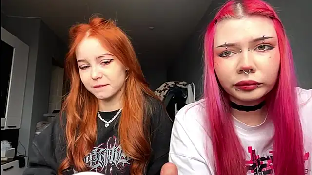 Snapshot of Veldenga chatting on February 2026 08:30:02 AM Veldenga online show from February 2026 08:30:02 AM