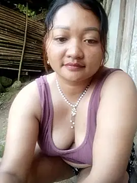 Maiphu246 online show from May 2026 10:36:01 AM