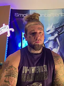 Snapshot of Smokebluntafterblunt chatting on February 2026 11:18:01 AM Smokebluntafterblunt online show from February 2026 11:18:01 AM