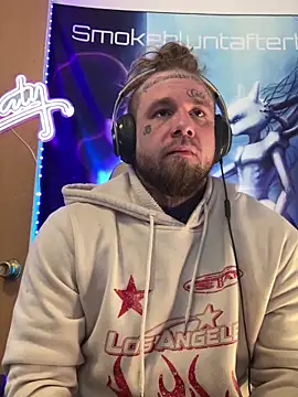 Snapshot of Smokebluntafterblunt chatting on March 2026 02:19:01 PM Smokebluntafterblunt online show from March 2026 02:19:01 PM