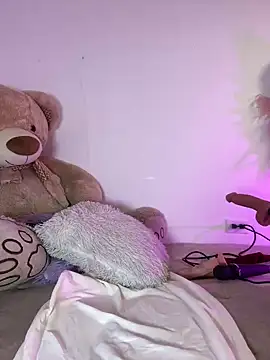 Kyliegolden online show from February 2026 03:35:02 AM