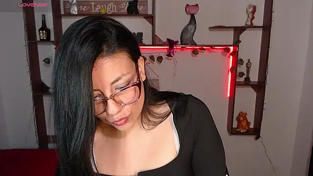 QueenRose94 online show from March 2026 01:17:01 PM