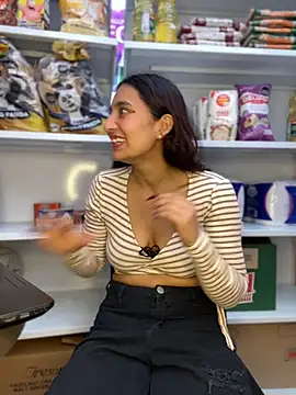 -BabyLuna online show from March 2026 12:43:01 PM