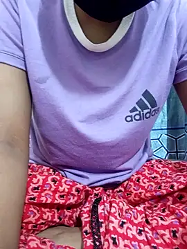 Snapshot of Cute_Queen_Noor chatting on February 2026 01:17:01 PM Cute Queen Noor online show from February 2026 01:17:01 PM