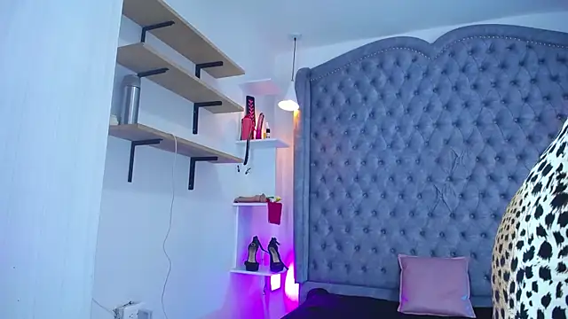 Snapshot of baihu_jin7 chatting on February 2026 07:32:02 PM baihu jin7 online show from February 2026 07:32:02 PM