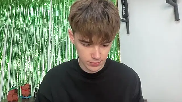 Snapshot of YourMilkyGuy chatting on February 2026 02:13:01 PM YourMilkyGuy online show from February 2026 02:13:01 PM